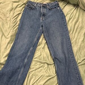 Everlane High-Rise Straight-Leg Jeans in Medium Blue